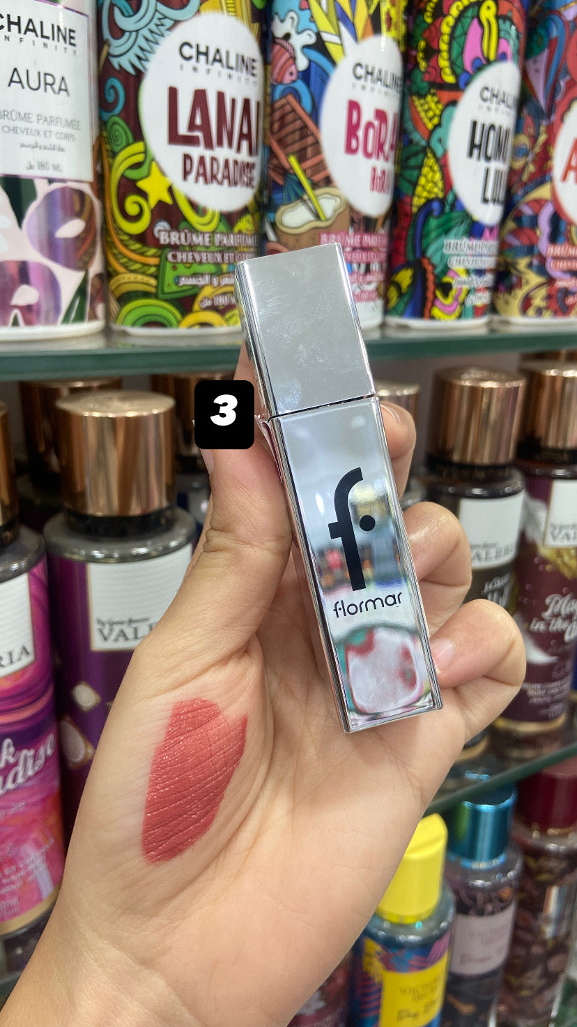 Flormar kiss me more Lipstick